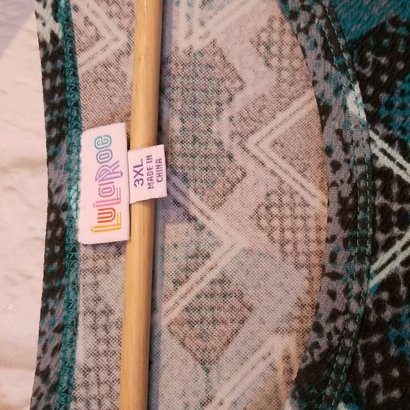 Gigi fitted top - Picture 3 of 5